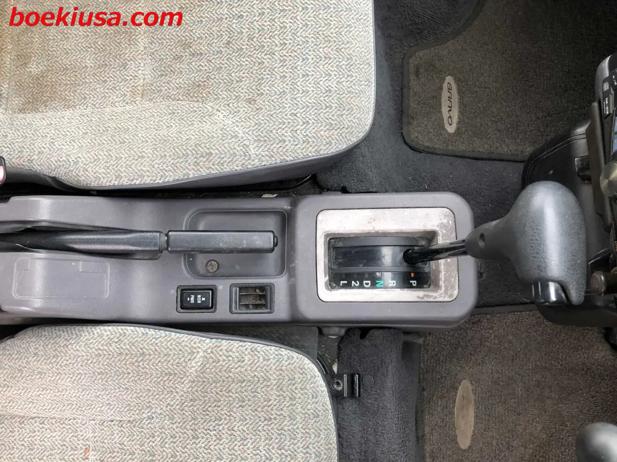 1996 Mitsubishi Bravo Van 4x4, a silver Kei Van, for sale at Boeki USA in Paterson, NJ (photo 16 of 20)