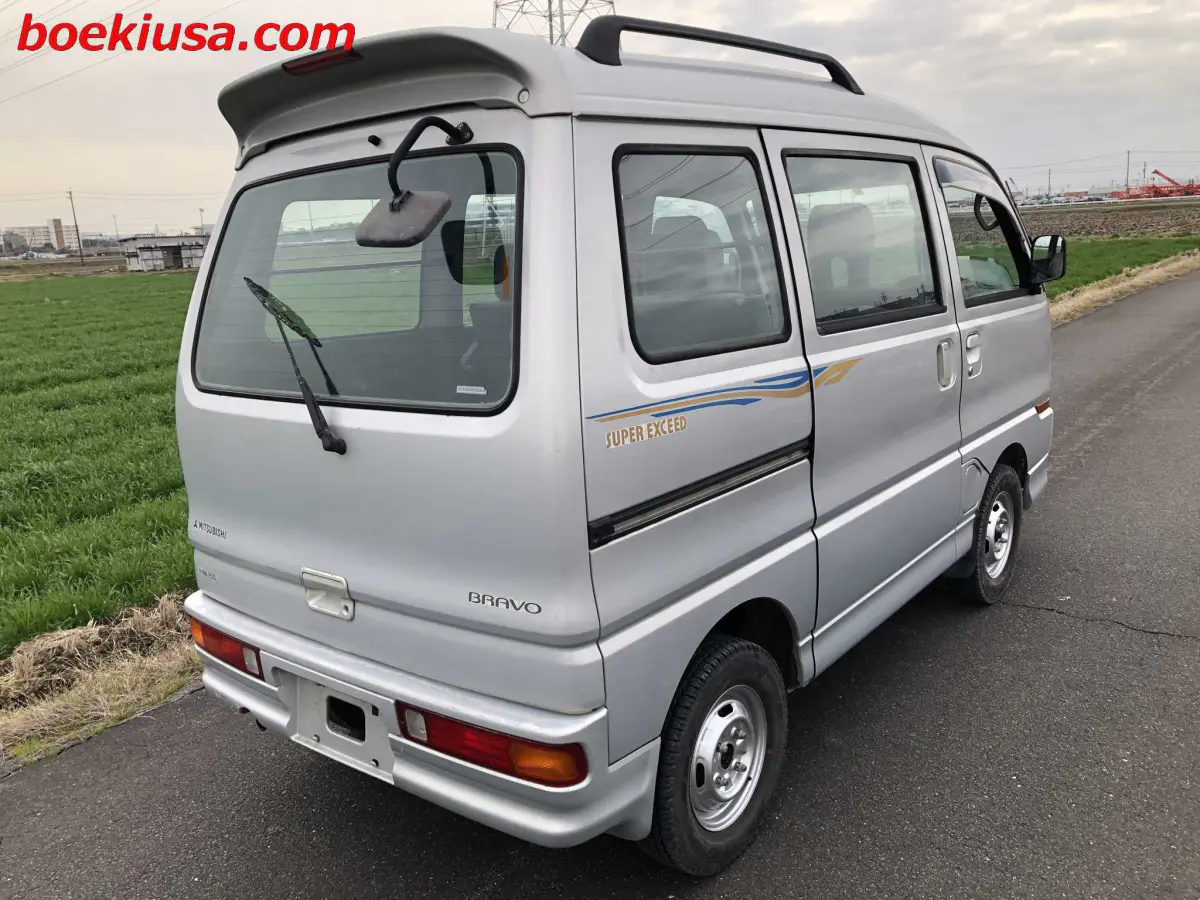 1996 Mitsubishi Bravo Van 4x4, a silver Kei Van, for sale at Boeki USA in Paterson, NJ (photo 4 of 20)