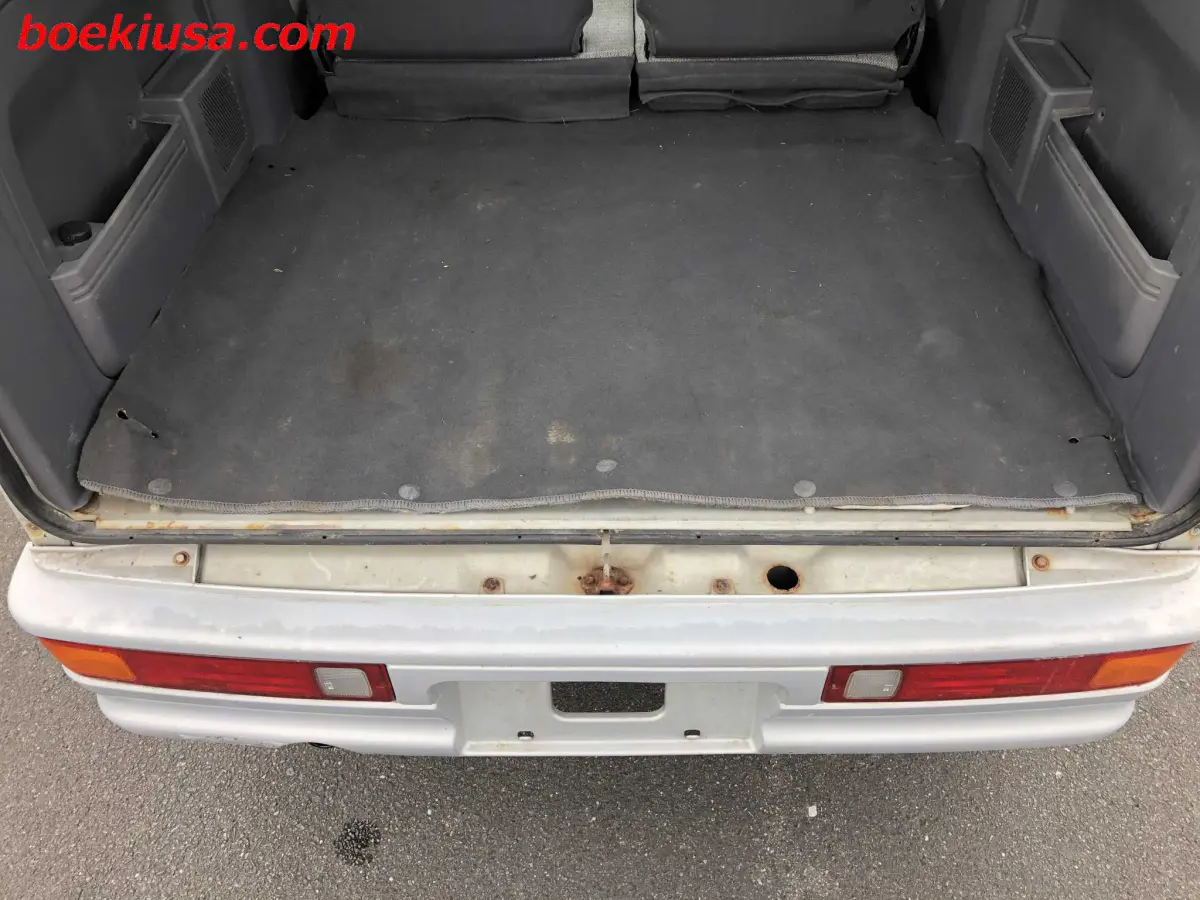 1996 Mitsubishi Bravo Van 4x4, a silver Kei Van, for sale at Boeki USA in Paterson, NJ (photo 6 of 20)