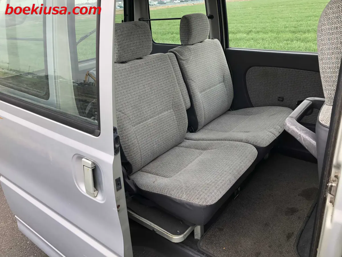 1996 Mitsubishi Bravo Van 4x4, a silver Kei Van, for sale at Boeki USA in Paterson, NJ (photo 8 of 20)