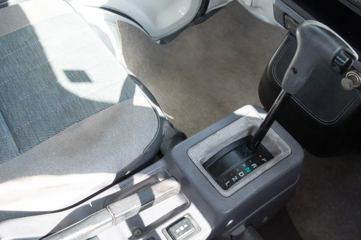 1996 Mitsubishi Minicab EFI W/AC + 4WD, a Kei Truck, for sale at The Import Guys in Ferndale, WA (photo 10 of 15)