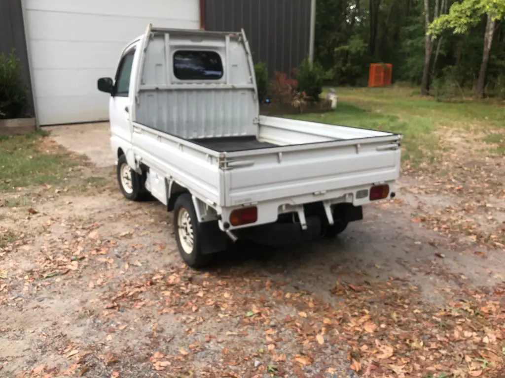 1996 Mitsubishi Minicab, a Kei Truck, for sale at Fun Karz in North Little Rock, AR (photo 5 of 16)
