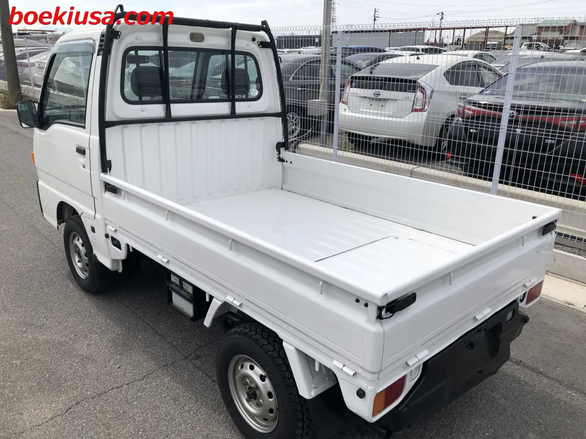 1996 Subaru Sambar 4x4, a white Kei Truck, for sale at Boeki USA in Paterson, NJ (photo 3 of 20)