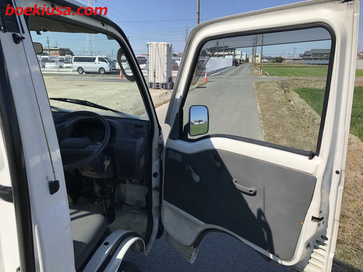 1996 Subaru Sambar, a white Kei Truck, for sale at Boeki USA in Paterson, NJ (photo 12 of 20)