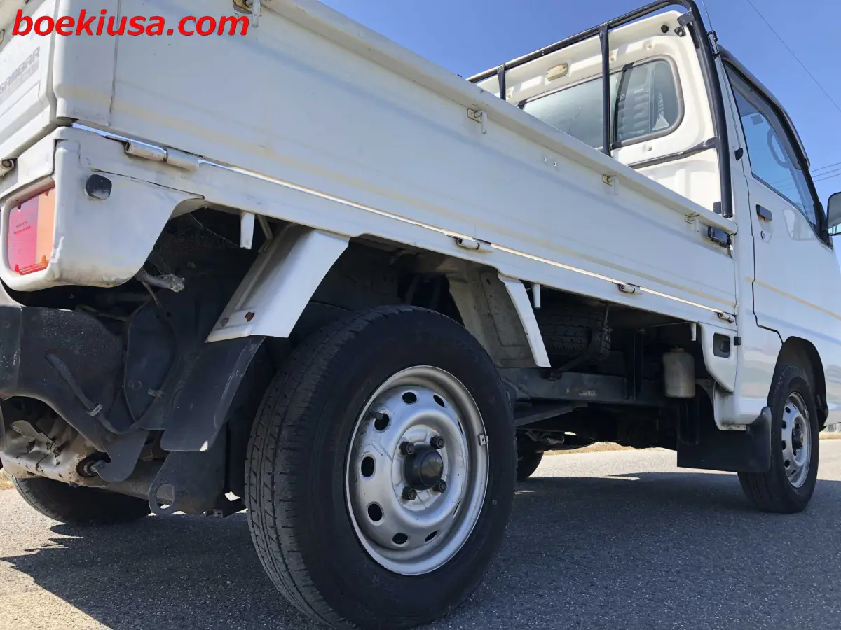 1996 Subaru Sambar, a white Kei Truck, for sale at Boeki USA in Paterson, NJ (photo 6 of 20)