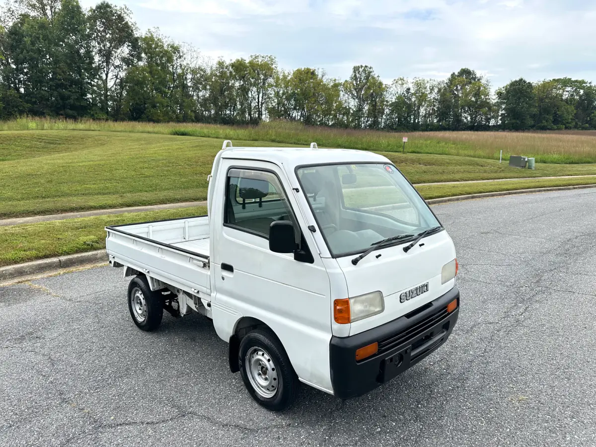 1996 Suzuki Carry 4WD, a Kei Truck, for sale at Tokyo Motors DC in Boyds, MD (photo 10 of 17)
