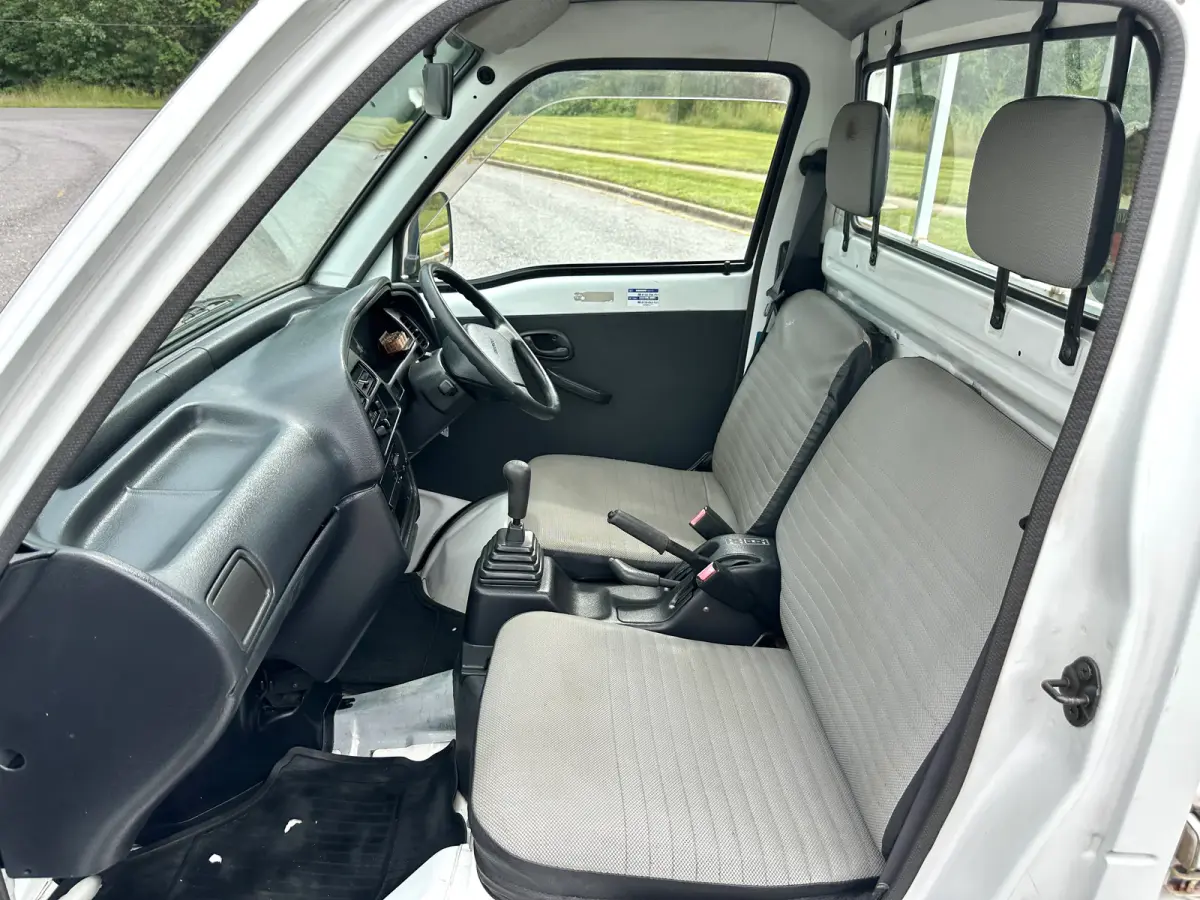 1996 Suzuki Carry 4WD, a Kei Truck, for sale at Tokyo Motors DC in Boyds, MD (photo 14 of 17)