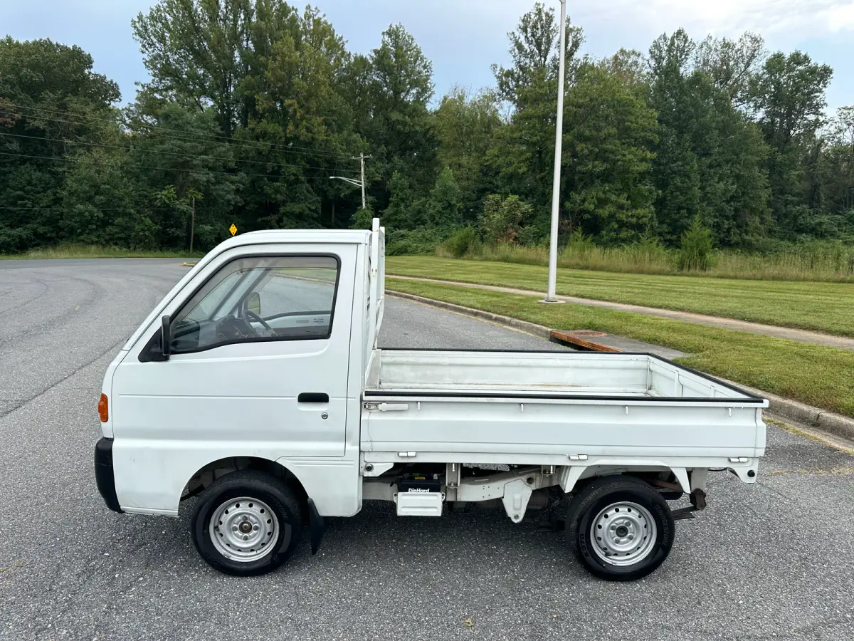 1996 Suzuki Carry 4WD, a Kei Truck, for sale at Tokyo Motors DC in Boyds, MD (photo 3 of 17)