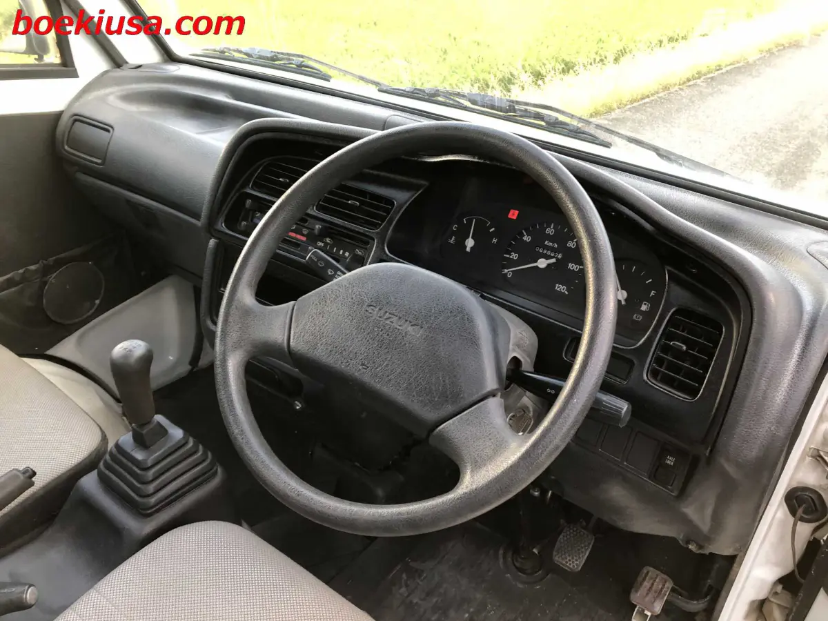 1996 Suzuki Carry 4x4, a white Kei Truck, for sale at Boeki USA in Paterson, NJ (photo 13 of 20)