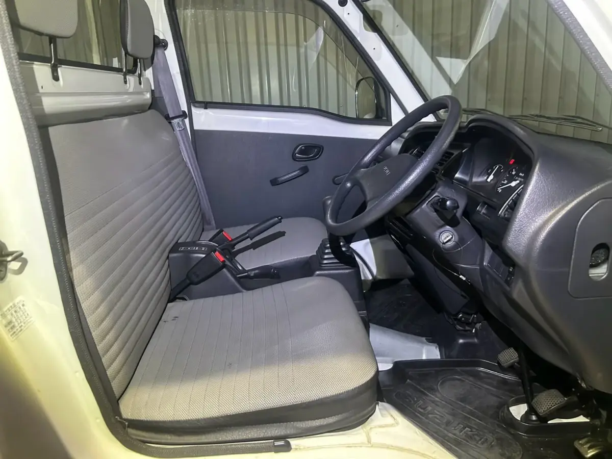 1996 Suzuki Carry, a Kei Truck, for sale at Weatherford Mini Trucks in Weatherford, TX (photo 5 of 8)