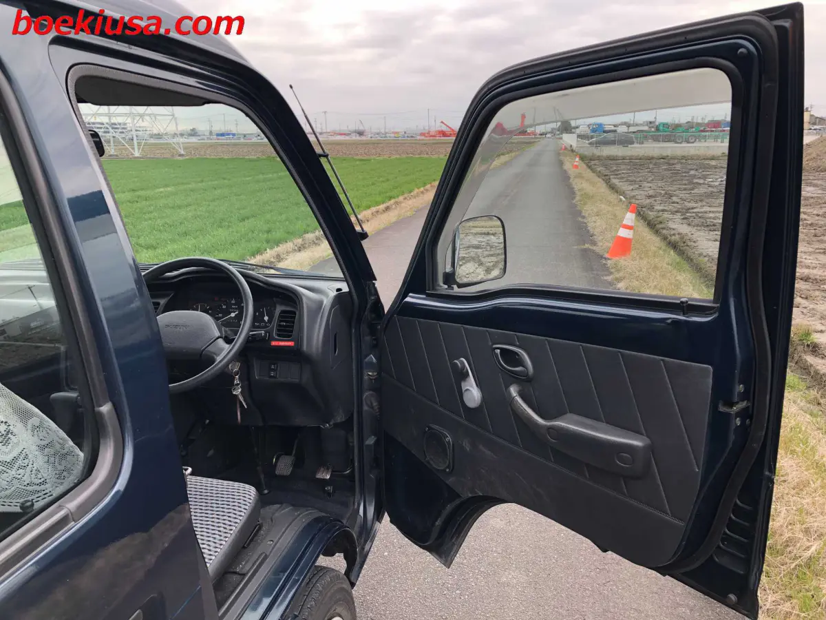 1996 Suzuki Every Van 4x4, a blue Kei Van, for sale at Boeki USA in Paterson, NJ (photo 13 of 20)