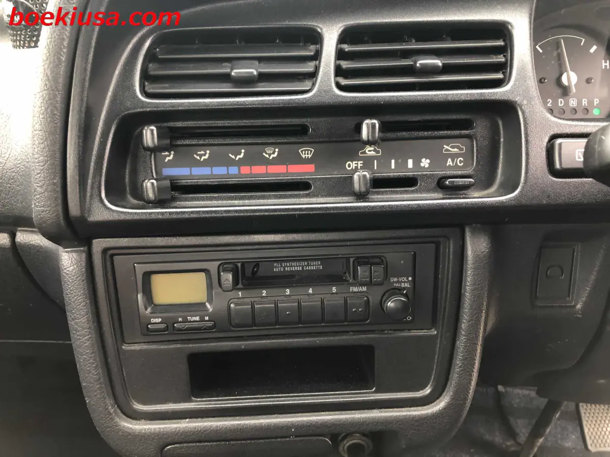 1996 Suzuki Every Van 4x4, a blue Kei Van, for sale at Boeki USA in Paterson, NJ (photo 18 of 20)