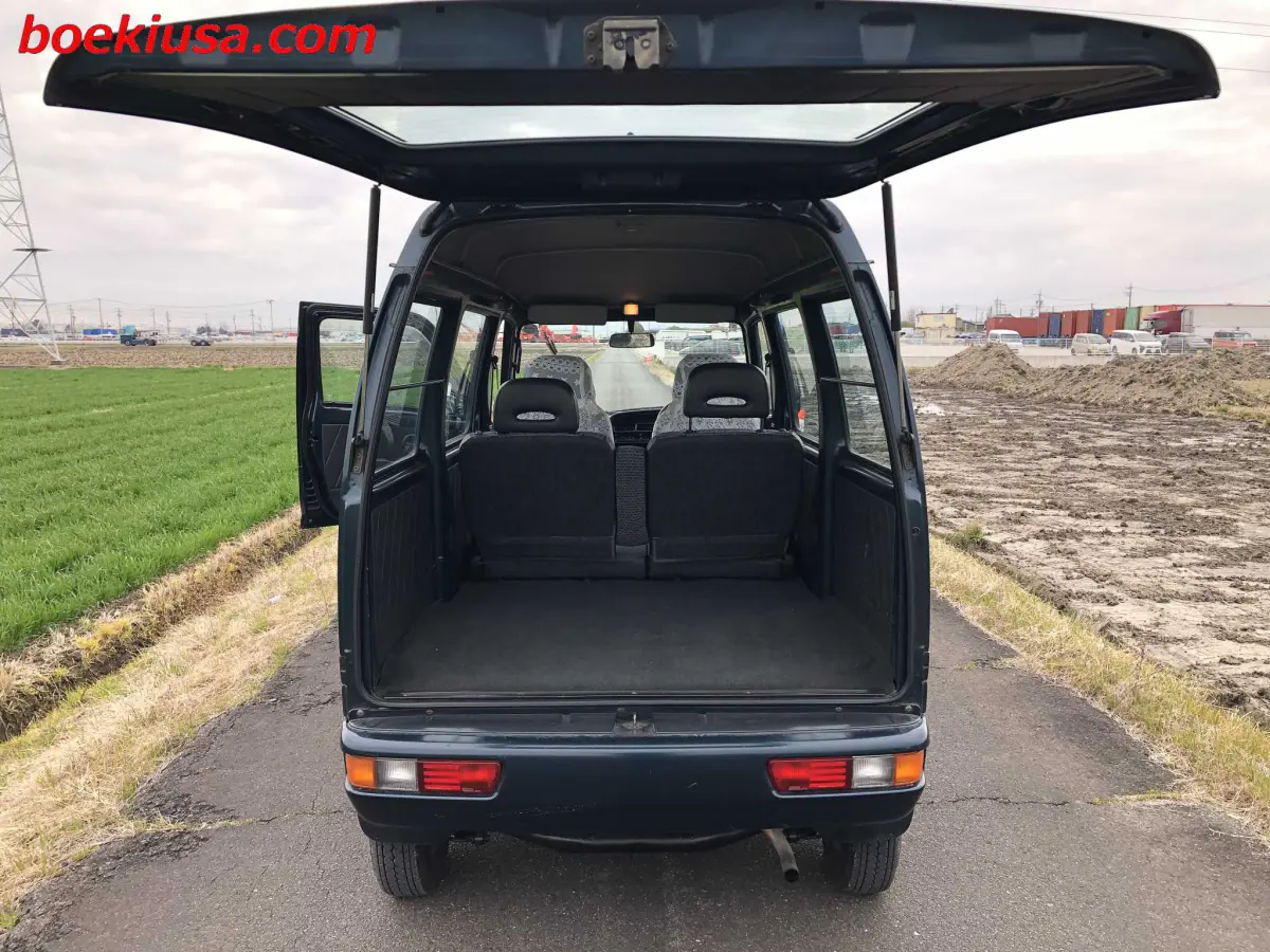 1996 Suzuki Every Van 4x4, a blue Kei Van, for sale at Boeki USA in Paterson, NJ (photo 5 of 20)