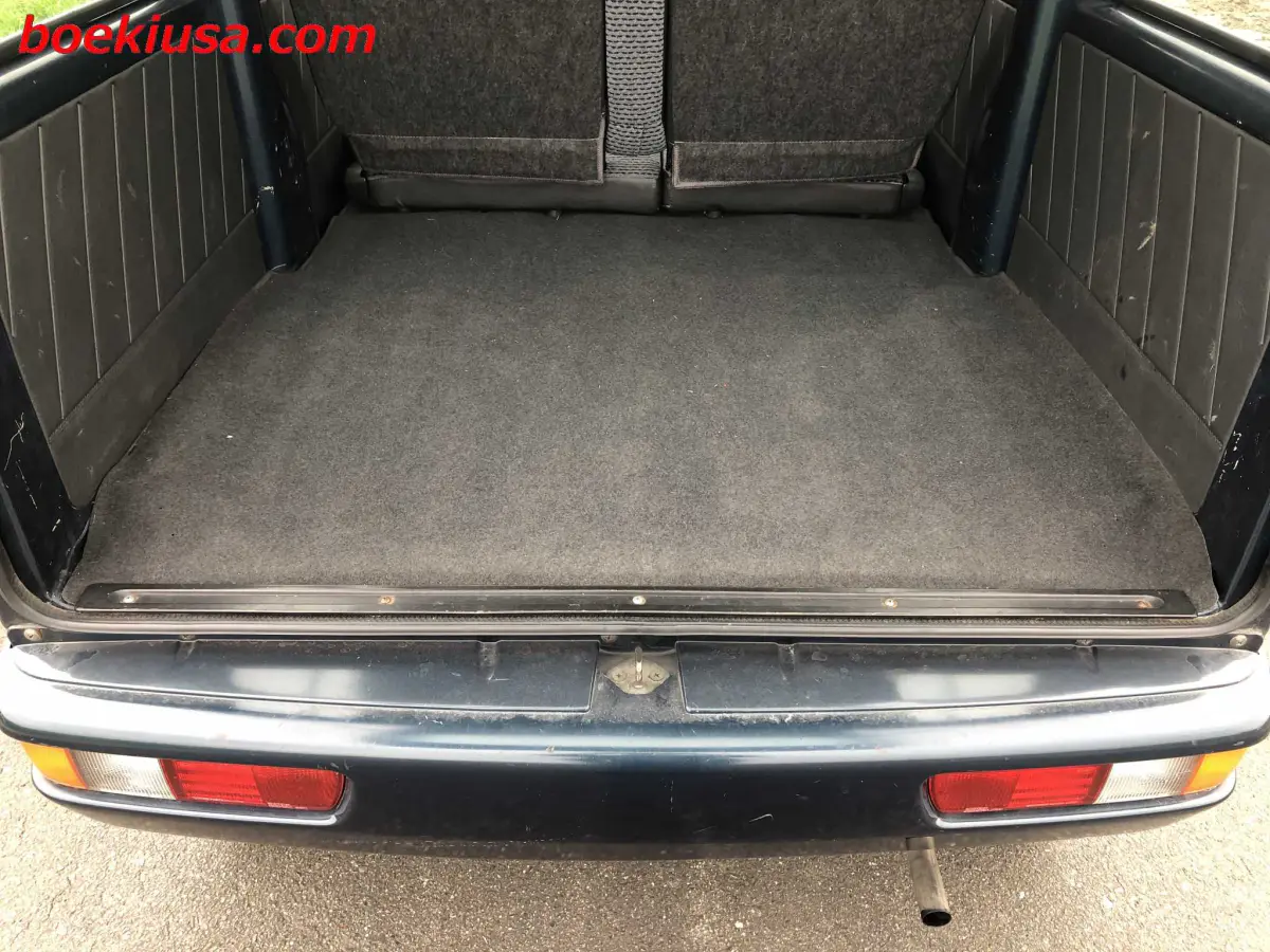 1996 Suzuki Every Van 4x4, a blue Kei Van, for sale at Boeki USA in Paterson, NJ (photo 6 of 20)