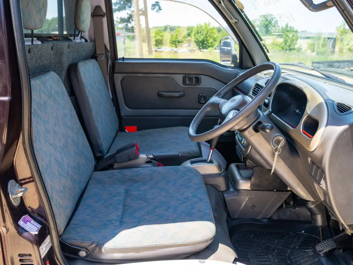 1997 Daihatsu Hijet IS Automatic Transmission, a Kei Truck, for sale at Japan Direct Motors in Irmo, SC (photo 11 of 13)