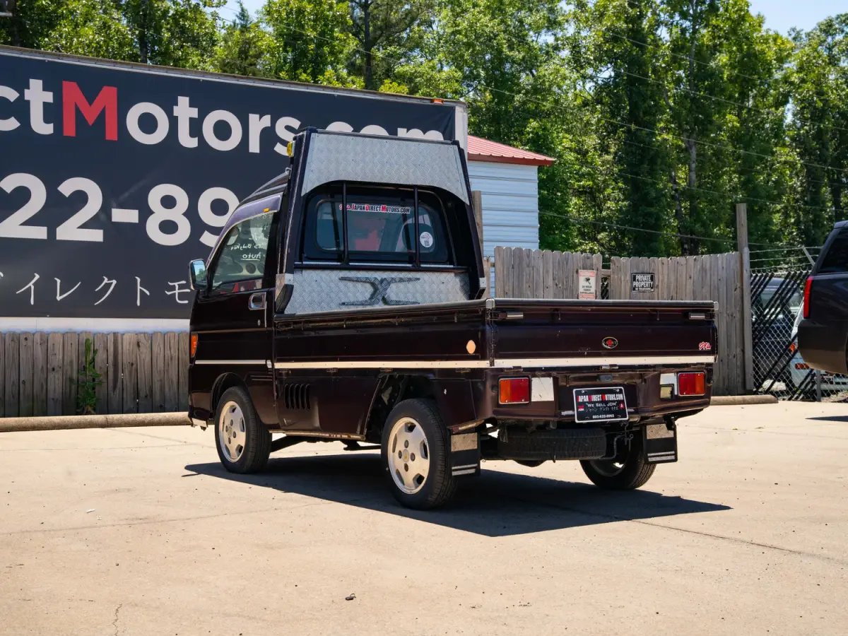 1997 Daihatsu Hijet IS Automatic Transmission, a Kei Truck, for sale at Japan Direct Motors in Irmo, SC (photo 9 of 13)