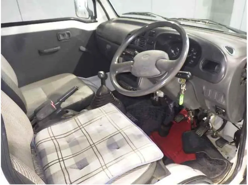 1997 Daihatsu Hijet Super Jumbo, a Kei Truck, for sale at Street Legal Mini Trucks in Philadelphia, PA (photo 3 of 5)