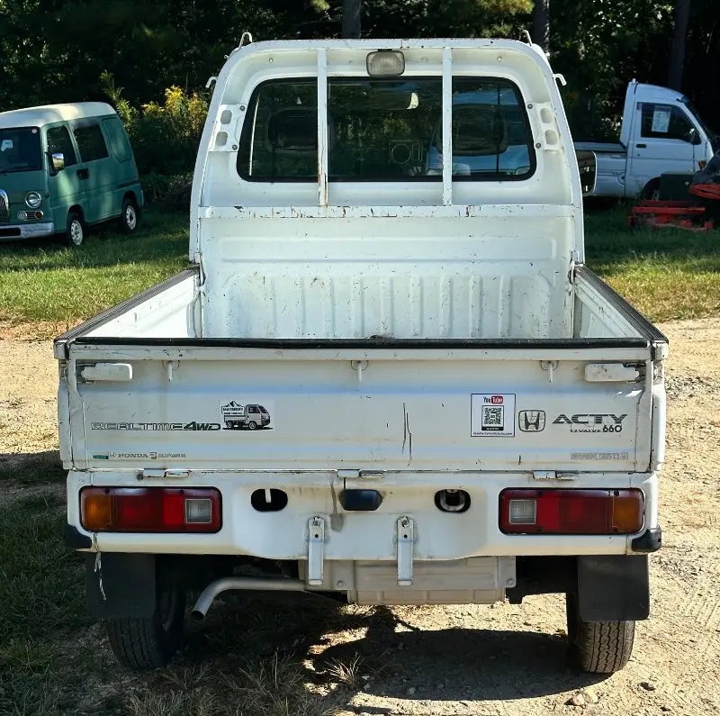 1997 Honda Acty 4WD, a white Kei Truck, for sale at Mayberry Mini Trucks in Mount Airy, NC (photo 5 of 17)