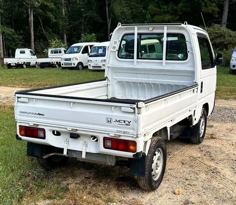 1997 Honda Acty 4WD, a white Kei Truck, for sale at Mayberry Mini Trucks in Mount Airy, NC (photo 5 of 14)