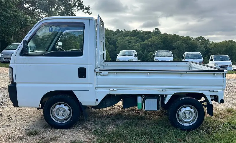 1997 Honda Acty 4WD, a white Kei Truck, for sale at Mayberry Mini Trucks in Mount Airy, NC (photo 8 of 14)