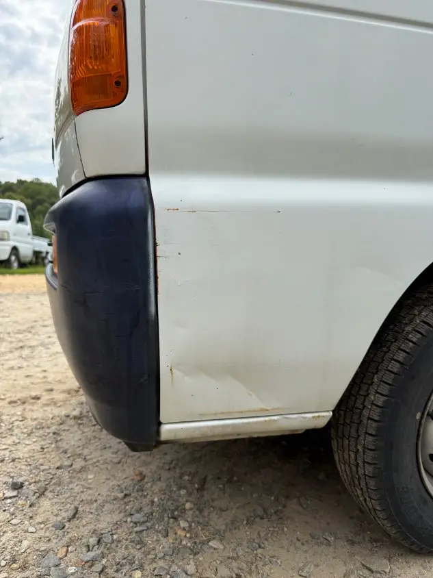 1997 Suzuki Carry 4WD, a white Kei Truck, for sale at Mayberry Mini Trucks in Mount Airy, NC (photo 15 of 18)