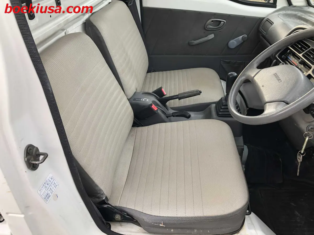 1997 Suzuki Carry 4x4, a white Kei Truck, for sale at Boeki USA in Paterson, NJ (photo 14 of 20)