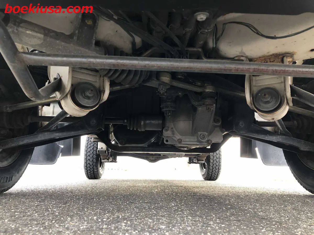 1997 Suzuki Carry 4x4, a white Kei Truck, for sale at Boeki USA in Paterson, NJ (photo 20 of 20)