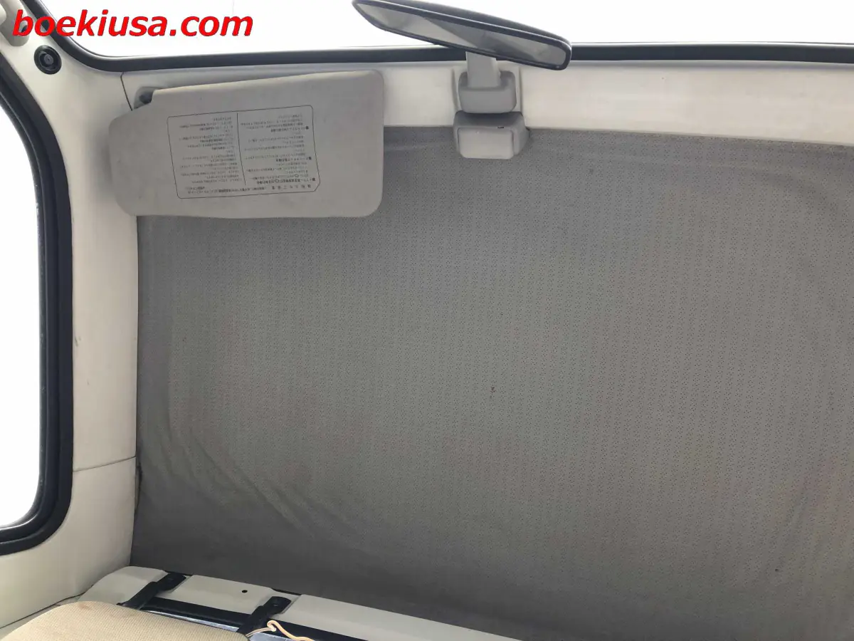 1997 Suzuki Carry Dump 4x4, a white Kei Truck, for sale at Boeki USA in Paterson, NJ (photo 11 of 20)