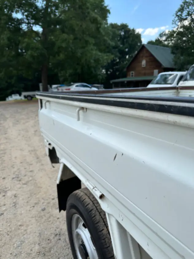 1998 Daihatsu Hijet 4WD, a white Kei Truck, for sale at Mayberry Mini Trucks in Mount Airy, NC (photo 13 of 20)