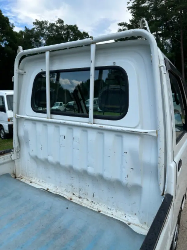 1998 Daihatsu Hijet 4WD, a white Kei Truck, for sale at Mayberry Mini Trucks in Mount Airy, NC (photo 14 of 20)
