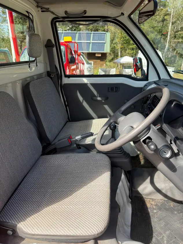 1998 Daihatsu Hijet 4WD, a red Kei Truck, for sale at Mayberry Mini Trucks in Mount Airy, NC (photo 11 of 17)