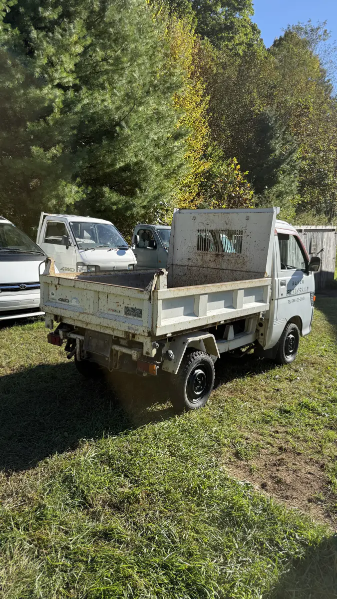 1998 Daihatsu Hijet Dump, a Kei Truck, for sale at Mars Mini Trucks in Mars Hill, NC (photo 3 of 9)