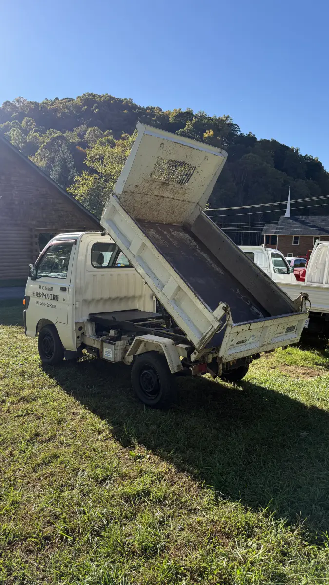 1998 Daihatsu Hijet Dump, a Kei Truck, for sale at Mars Mini Trucks in Mars Hill, NC (photo 5 of 9)