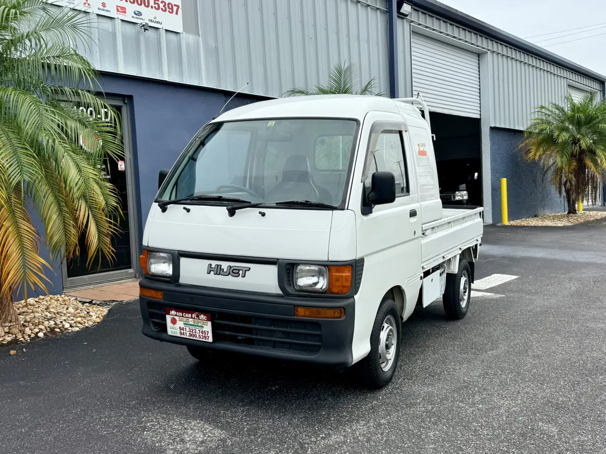 1998 Daihatsu HiJet JUMBO Kei Truck 4WD, for sale at Japan Car FL in Oldsmar, FL (photo 2 of 16)