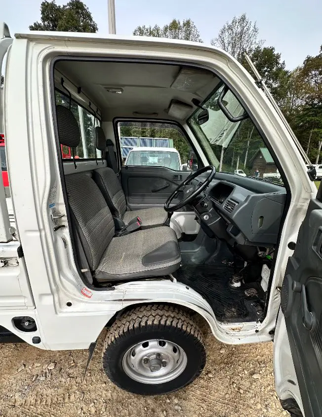 1998 Honda Acty 4WD, a white Kei Truck, for sale at Mayberry Mini Trucks in Mount Airy, NC (photo 11 of 17)
