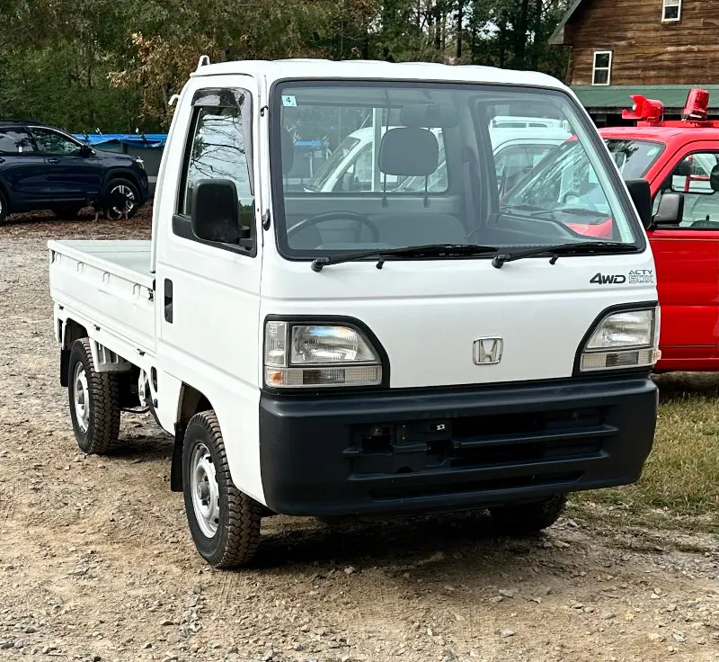 1998 Honda Acty 4WD, a white Kei Truck, for sale at Mayberry Mini Trucks in Mount Airy, NC (photo 3 of 17)