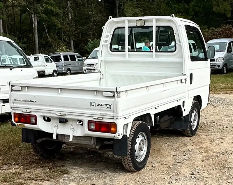 1998 Honda Acty 4WD, a white Kei Truck, for sale at Mayberry Mini Trucks in Mount Airy, NC (photo 6 of 17)