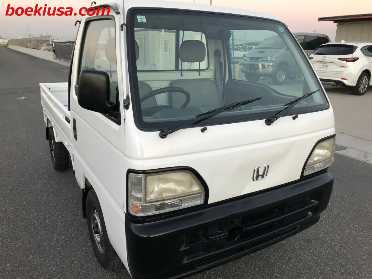 1998 Honda Acty 4x4, a white Kei Truck, for sale at Boeki USA in Paterson, NJ (photo 1 of 20)