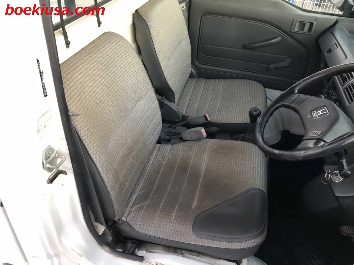 1998 Honda Acty 4x4, a white Kei Truck, for sale at Boeki USA in Paterson, NJ (photo 14 of 20)