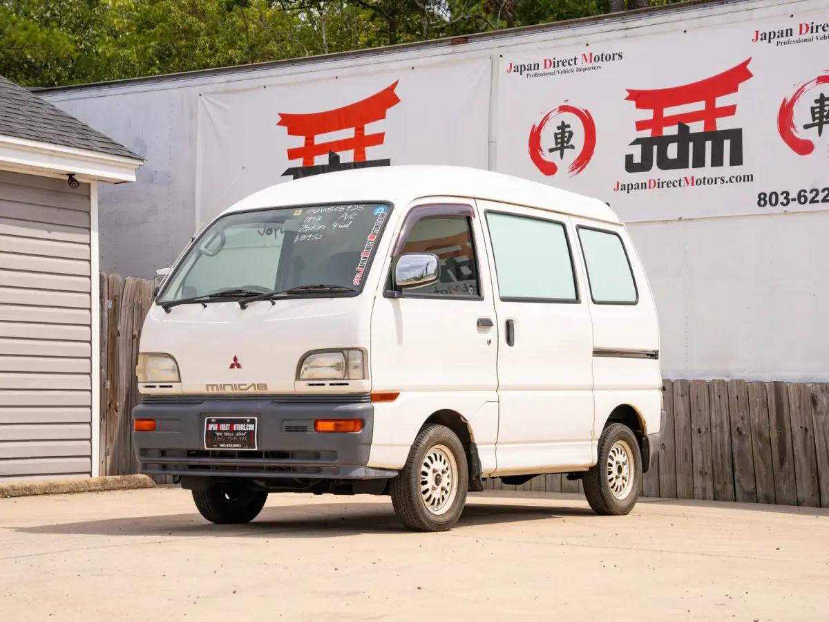 1998 Mitsubishi Minicab, a white Kei Truck, for sale at Japan Direct Motors in Irmo, SC (photo 1 of 15)