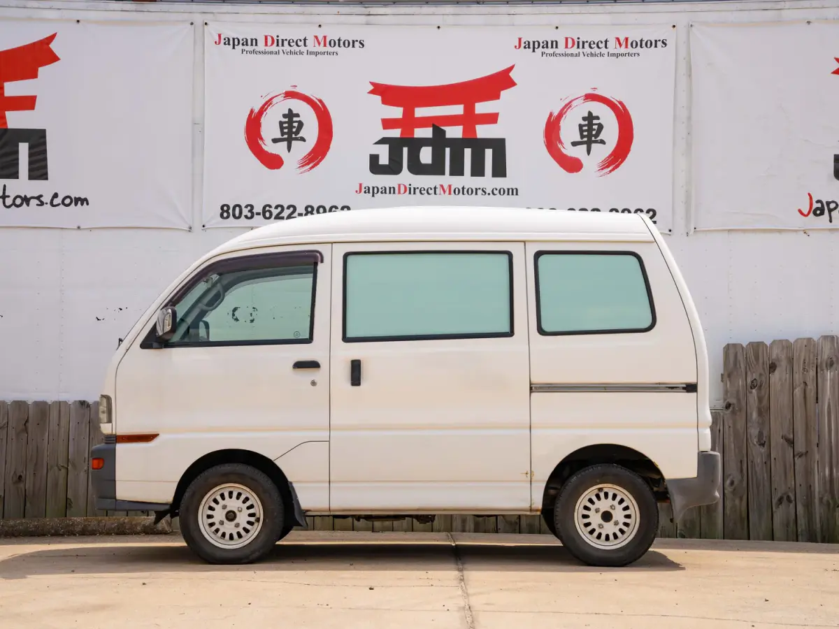 1998 Mitsubishi Minicab, a white Kei Truck, for sale at Japan Direct Motors in Irmo, SC (photo 8 of 15)