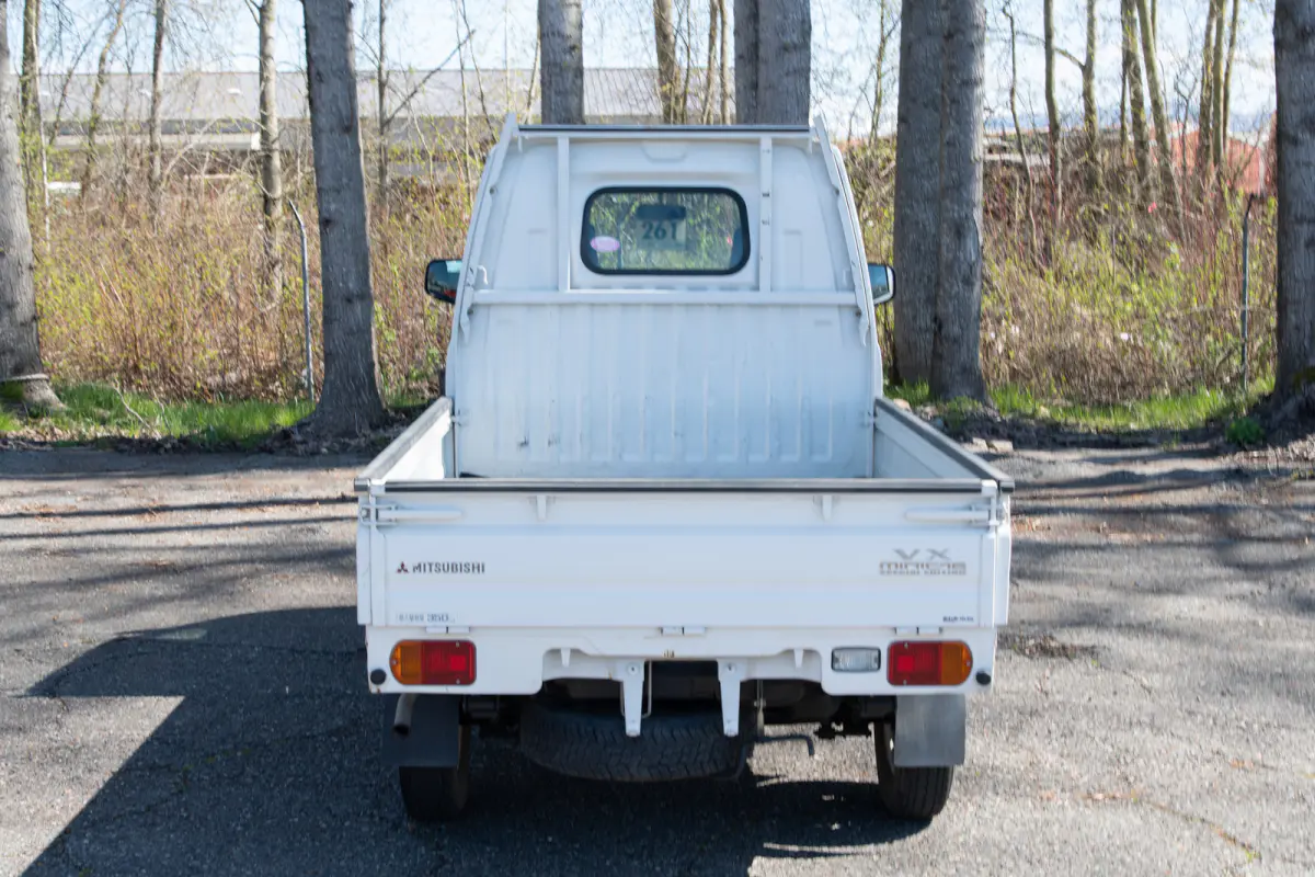 1998 Mitsubishi Minicab V30 Special Edition, a Kei Truck, for sale at The Import Guys in Ferndale, WA (photo 5 of 14)