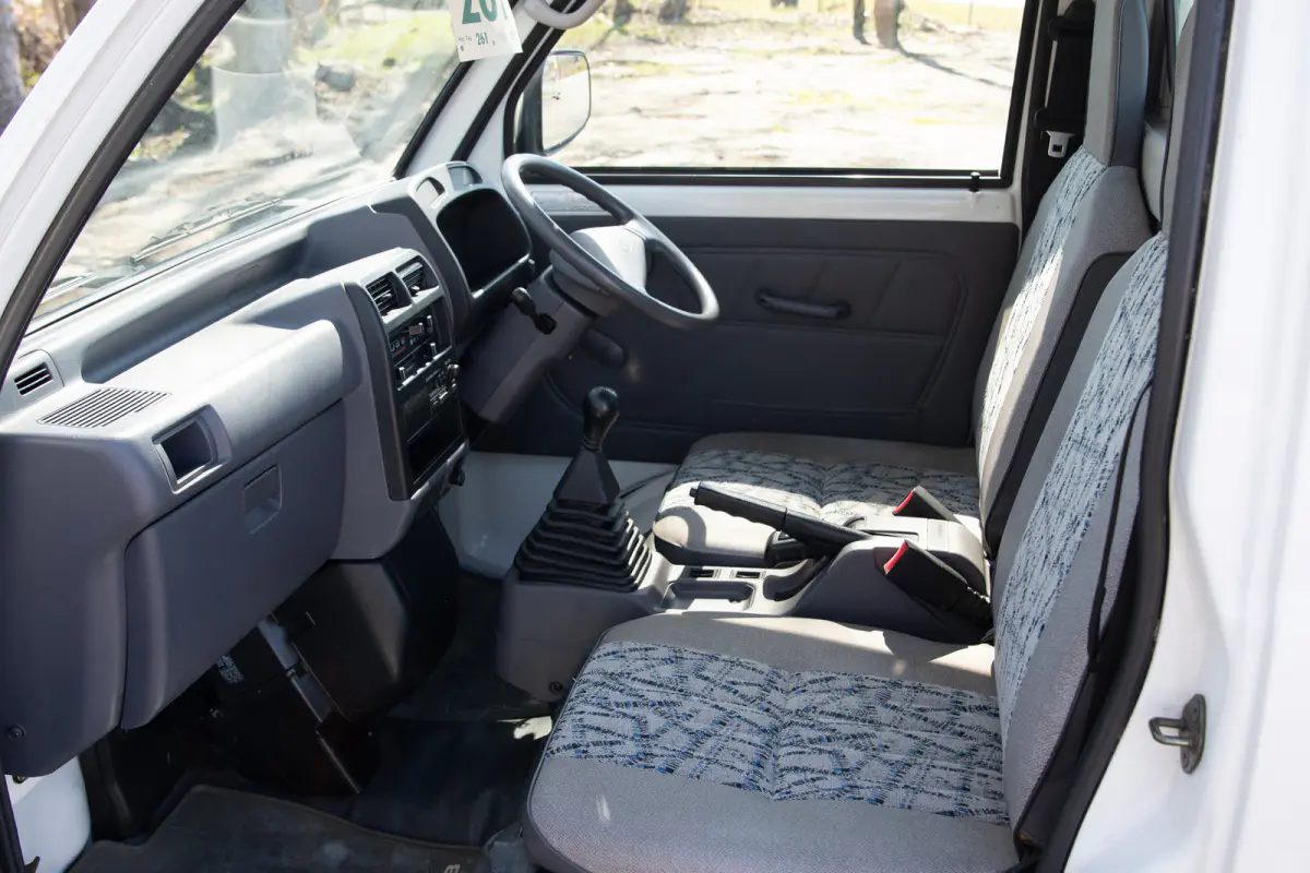 1998 Mitsubishi Minicab V30 Special Edition, a Kei Truck, for sale at The Import Guys in Ferndale, WA (photo 8 of 14)
