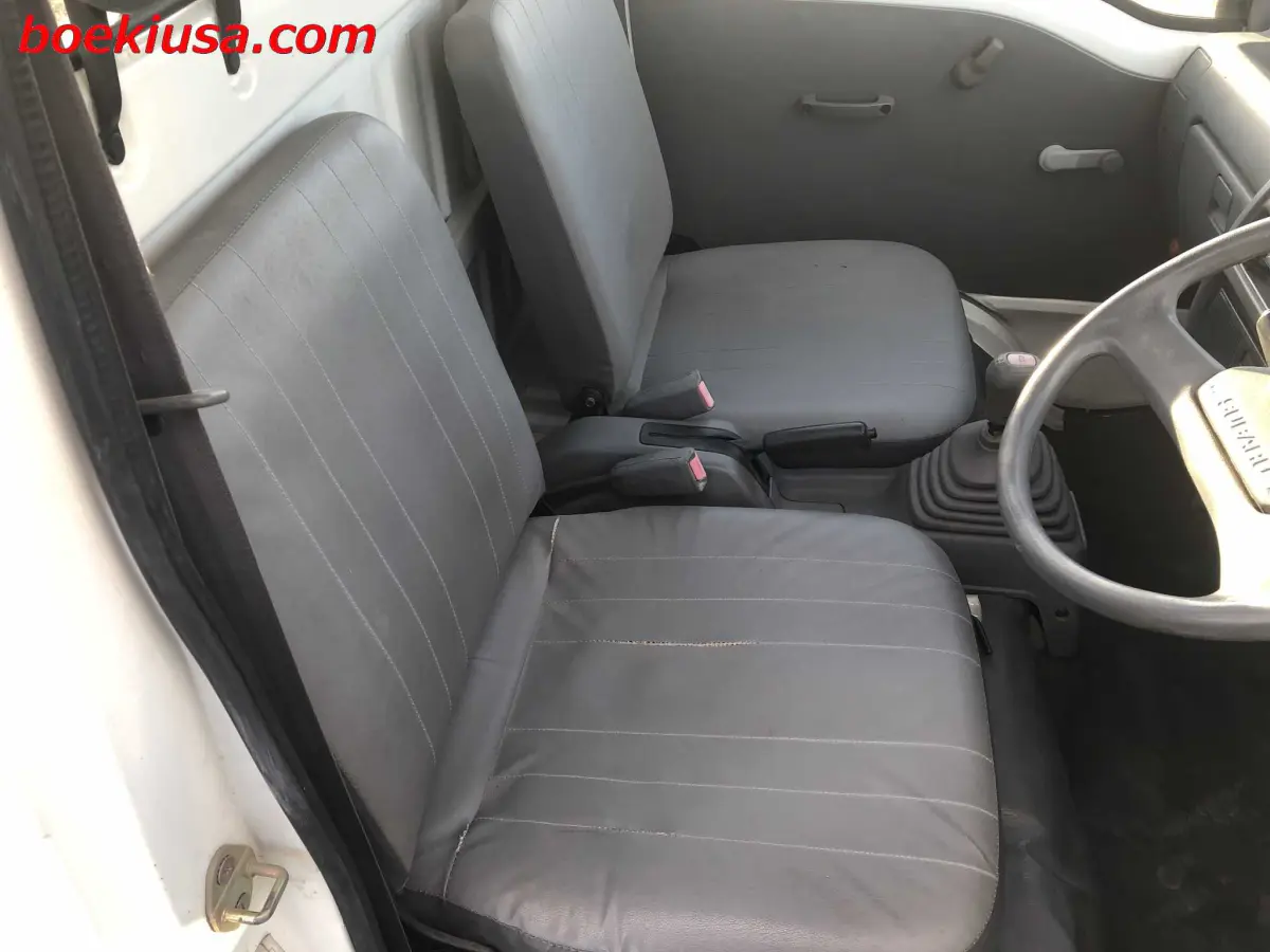 1998 Subaru Sambar 4x4, a white Kei Truck, for sale at Boeki USA in Paterson, NJ (photo 14 of 20)
