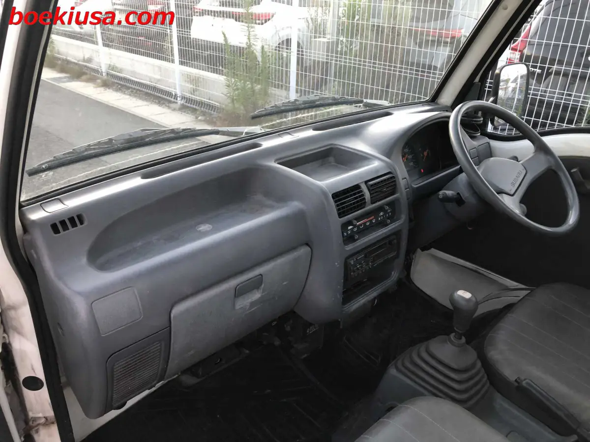 1998 Subaru Sambar 4x4, a white Kei Truck, for sale at Boeki USA in Paterson, NJ (photo 9 of 20)