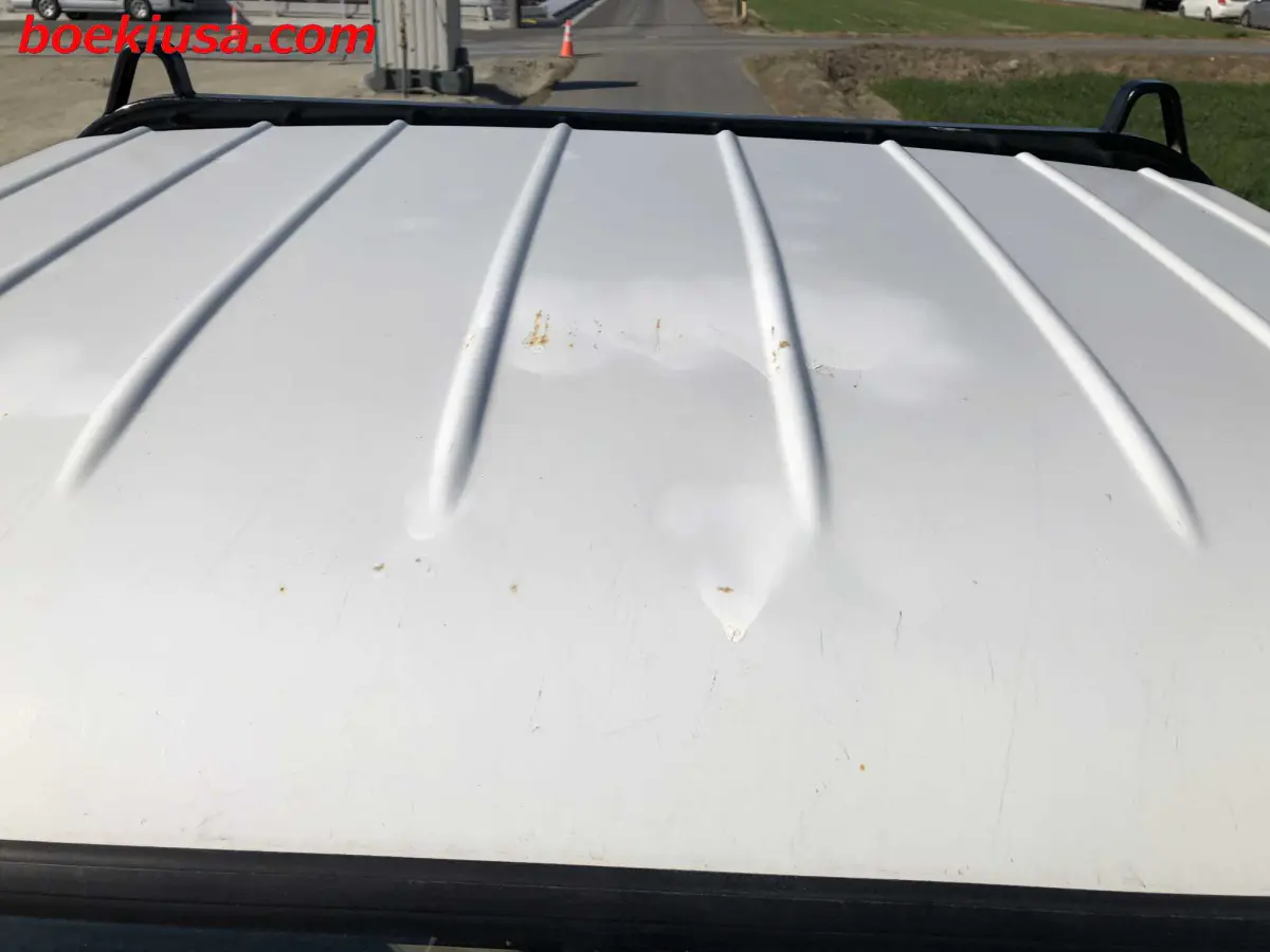 1998 Suzuki Carry 4x4, a white Kei Truck, for sale at Boeki USA in Paterson, NJ (photo 19 of 20)