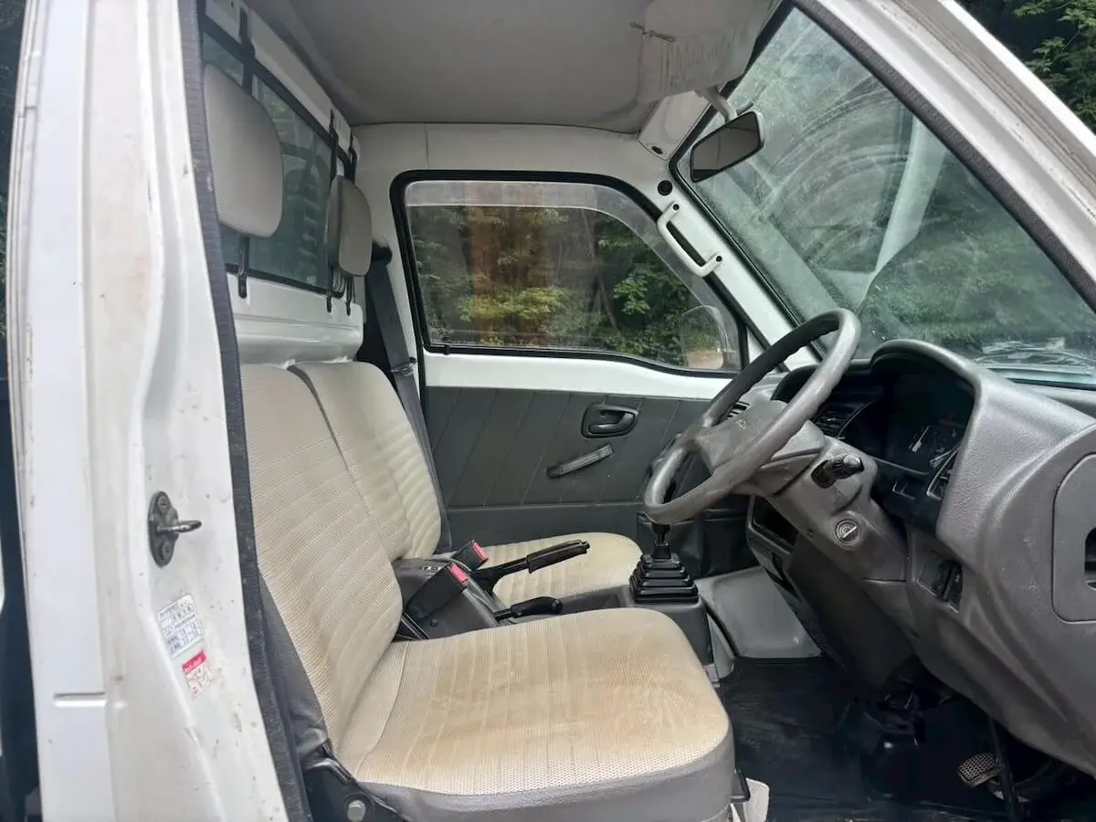 1998 Suzuki Carry Scissor Lift, a white Kei Truck, for sale at Weatherford Mini Trucks in Weatherford, TX (photo 5 of 9)