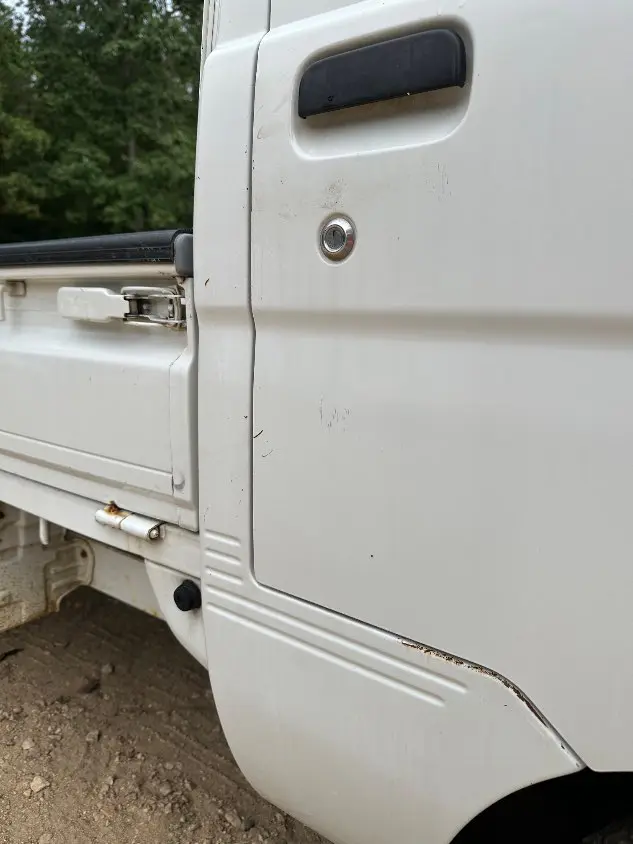 1999 Daihatsu Hijet 4WD, a white Kei Truck, for sale at Mayberry Mini Trucks in Mount Airy, NC (photo 20 of 20)