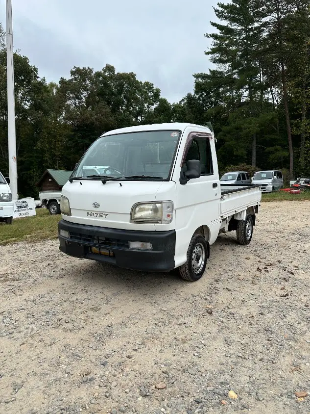 1999 Daihatsu Hijet 4WD, a white Kei Truck, for sale at Mayberry Mini Trucks in Mount Airy, NC (photo 1 of 20)
