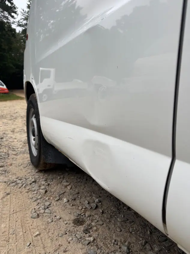 1999 Daihatsu Hijet 4WD, a white Kei Van, for sale at Mayberry Mini Trucks in Mount Airy, NC (photo 15 of 20)